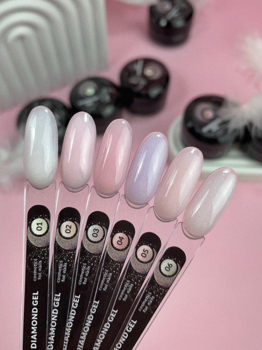 Гель для нарощування з легким шимером Diamond gel 02, 15мл 