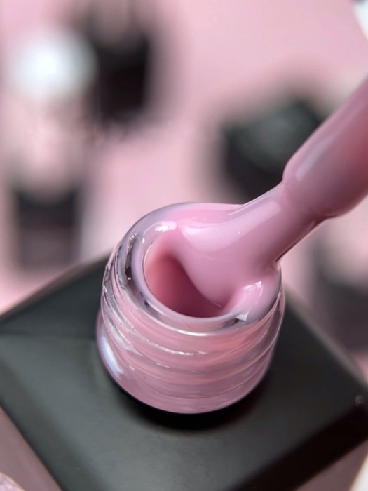 Камуфлююча база Make up  base 20, 10мл 