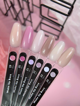 Камуфлююча база Make up  base 20, 10мл 