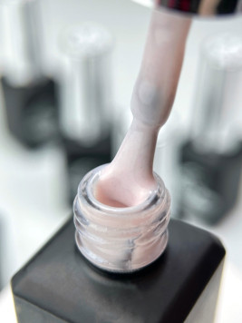 Камуфлююча база з шимером Make up shimmer base 02, 10мл 