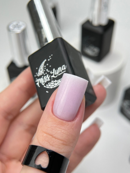 Камуфлююча база з шимером Make up shimmer base 04, 10мл 