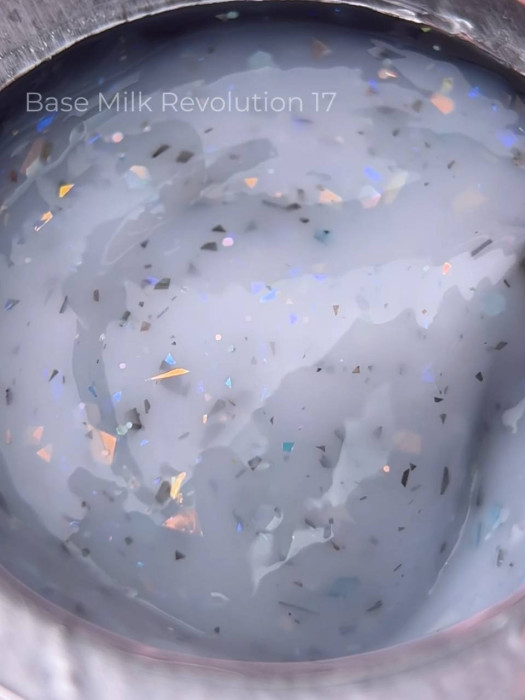 Камуфлююча база Milk Revolution 17, 15 мл