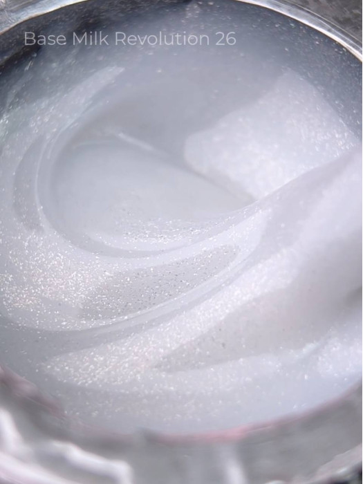 Камуфлююча база Milk Revolution 26, 15 мл